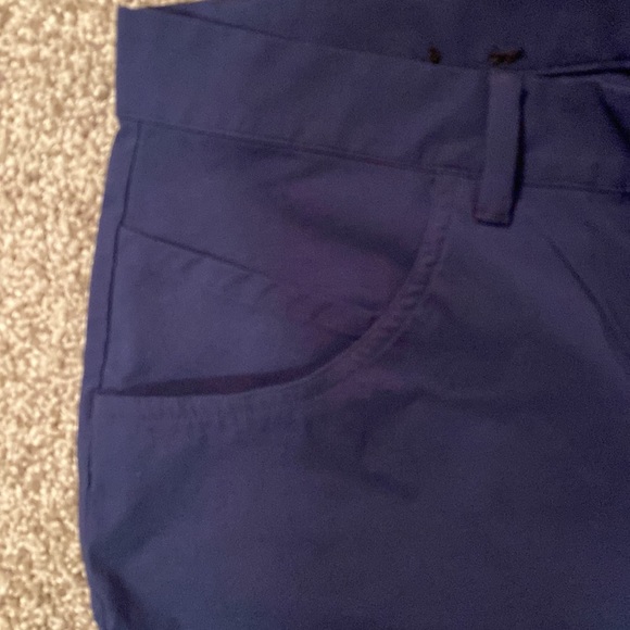 Navy blue Adidas golf shorts. - Picture 2 of 4